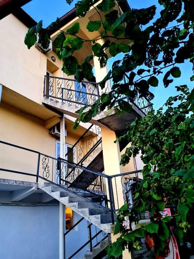Private House Suliko Hotel Kobuleti Exterior photo